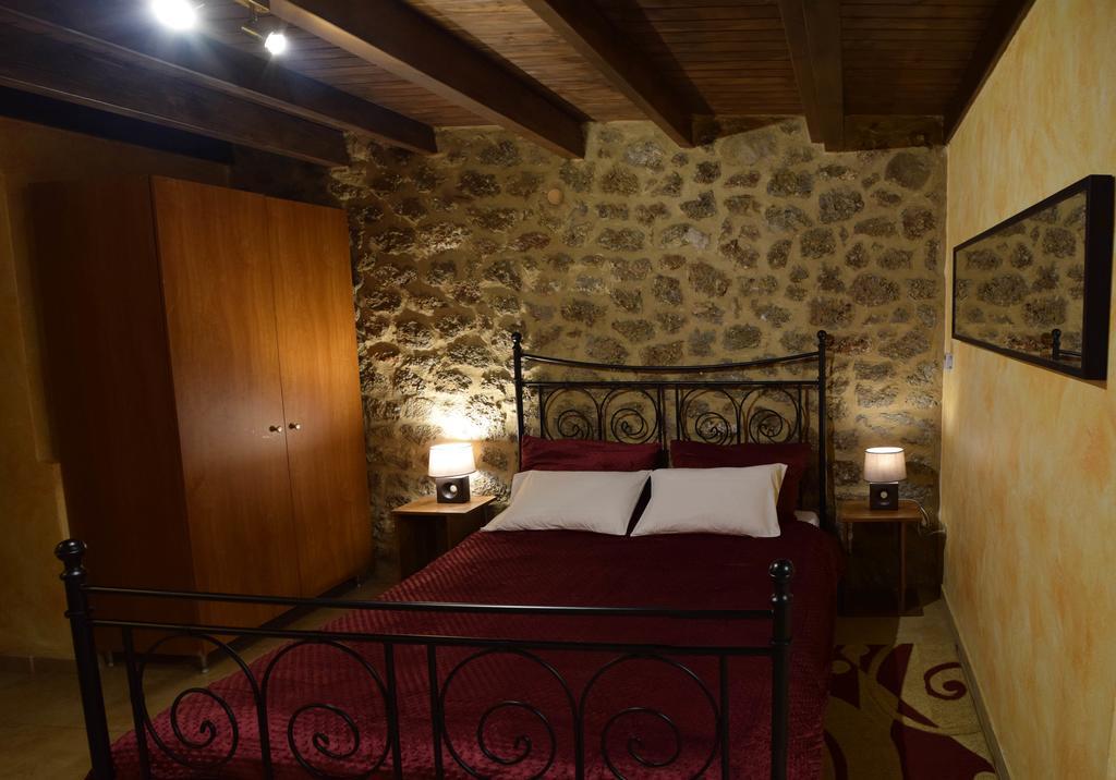 Paliokastro Guesthouse Kato Sinikia Trikalon Værelse billede